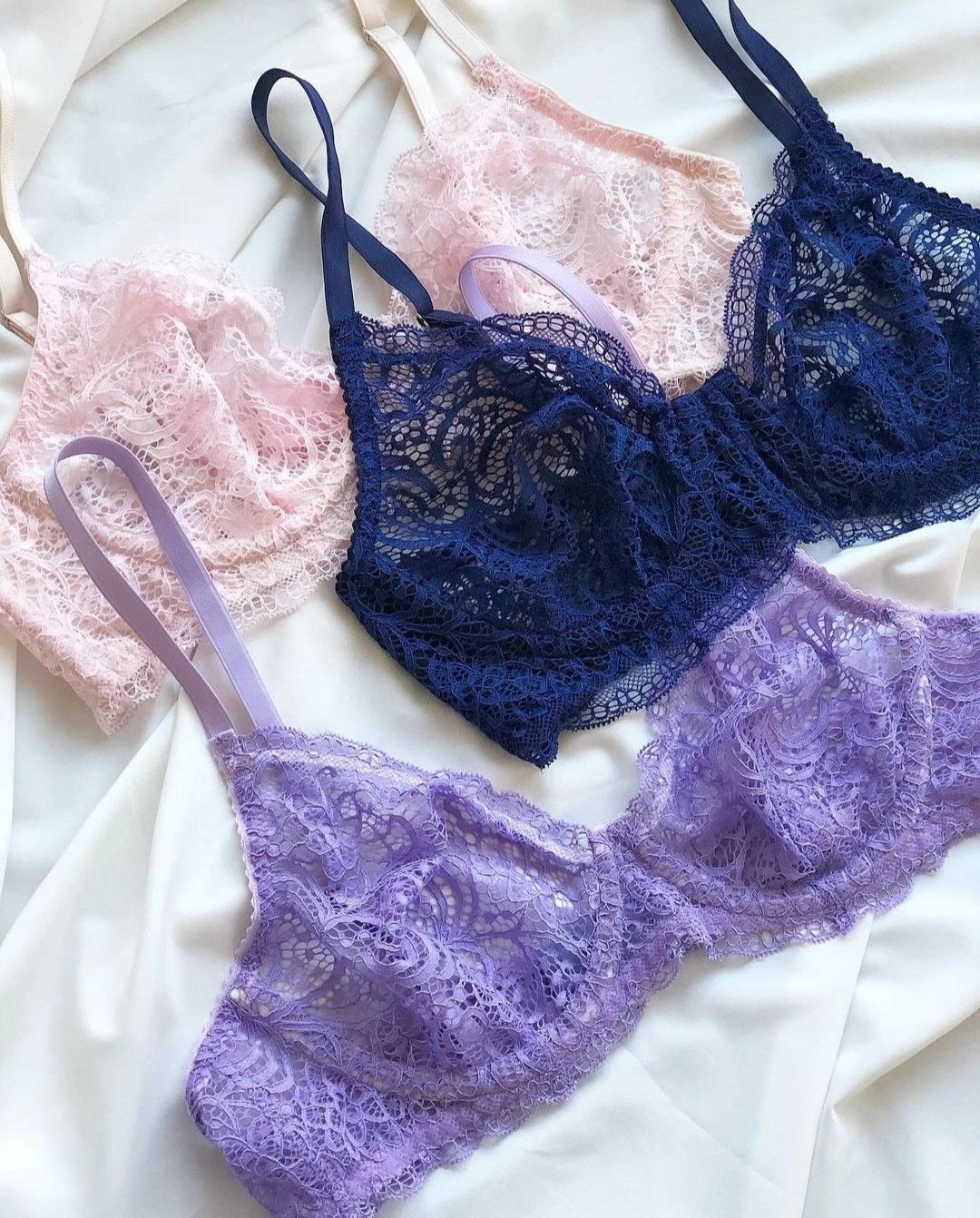 Bras & Bralettes