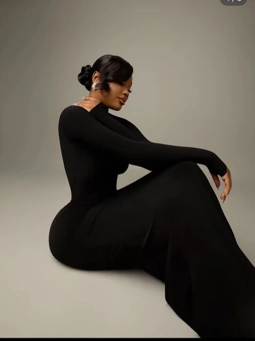 Stylish Backless Longsleeve Dress