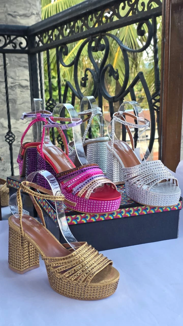 Luxury heel sandals 🔥🔥