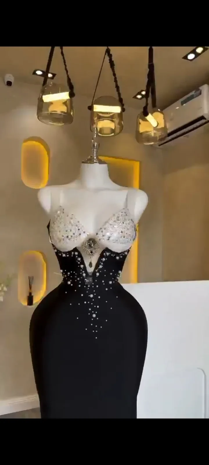 Body-Hugging Bandage Gown